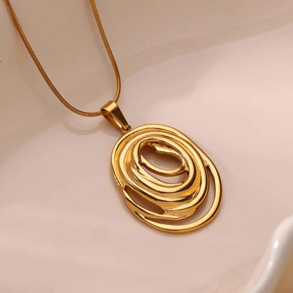 Fashionable Geometric Pendant Necklace With Intertwined Lines