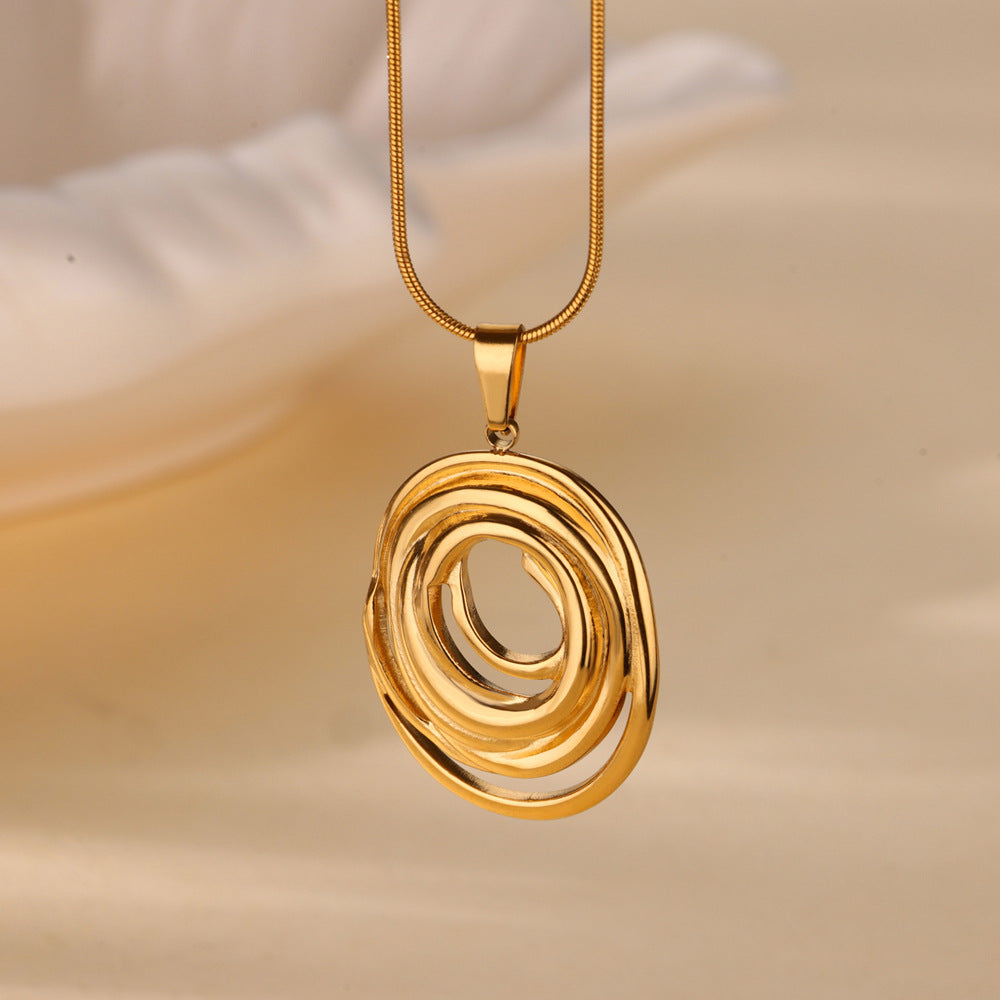 Fashionable Geometric Pendant Necklace With Intertwined Lines